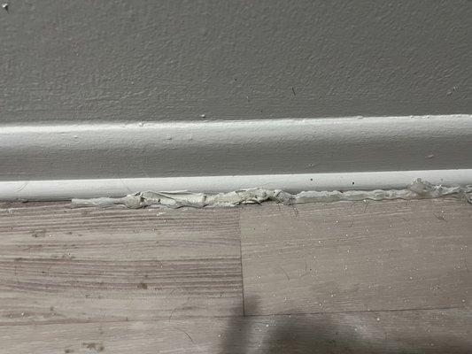 The caulk everywhere in the unit makes us laugh. Like Stevie Wonder did it.