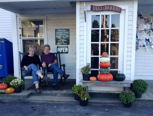 Juli and Tim in front of their beautiful country store