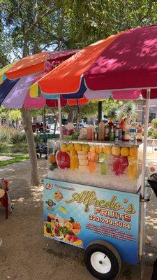 Fruit kart cater in Manhattan beach park.