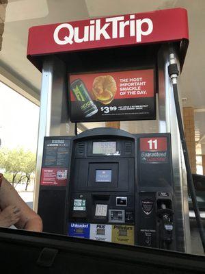 Gas pump