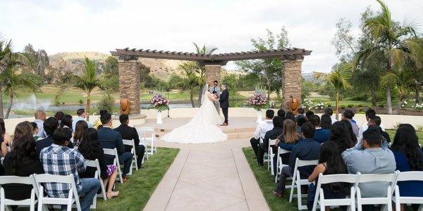 New ceremony site with sparkling fountain views!