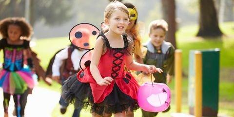 Cincinnati Personal Injury Attorney Offers 5 Essential Halloween Driving Tips