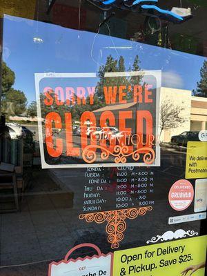 Signs show it's closed for January 3rd, 2024- - but it's 4th. ‍