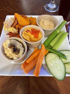 Hummus Plate