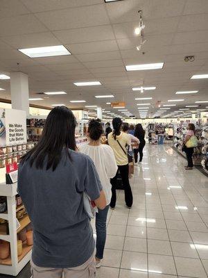 Line at Amazon returns desk