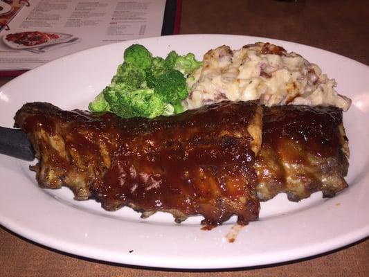 Babyback ribs, red skin potatoes, and broccoli