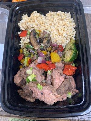 Lean steak and brown rice