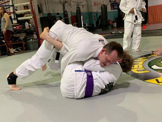 Learn the essential basics to Brazilian Jiujitsu