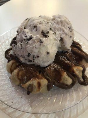 Waffle with nutella and coconut chocolate chip French Gelato