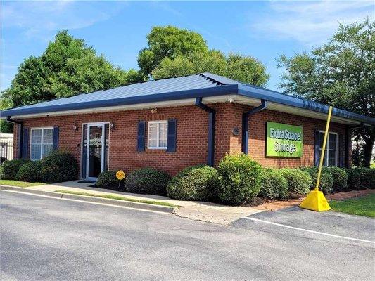 Beauty Image - Extra Space Storage at 405 Longtown Rd, Columbia, SC 29229