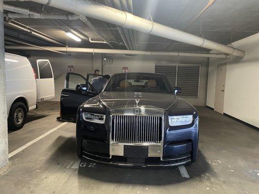 Wash and Vacuum Package. Rolls Royce Phantom.