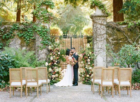 A unique spot for photos or a special moment for the Bride and Groom at Hacienda de las Flores.