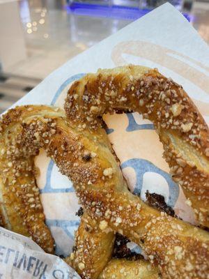 Sweet Almond Pretzel $5.49