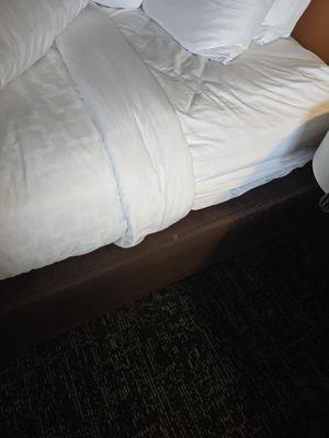 Notice the stain that housekeeping said.... nope I'm not touching that... DIRTY HOTEL!!