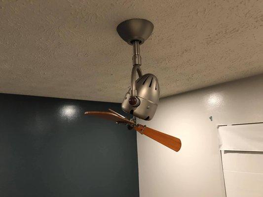 Modern ceiling fan for the bedroom or office