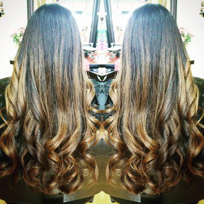 Caramel blonde balayage blend