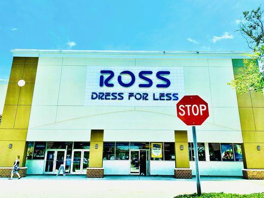 STOP "Ross dress for less" OuiOui.