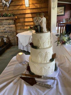 Our beautiful custom wedding cake.