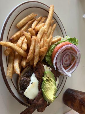 Avocado bacon CheeseBurger