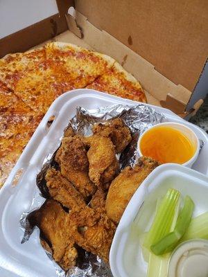 Plain pizza with wings (sauce on the side)