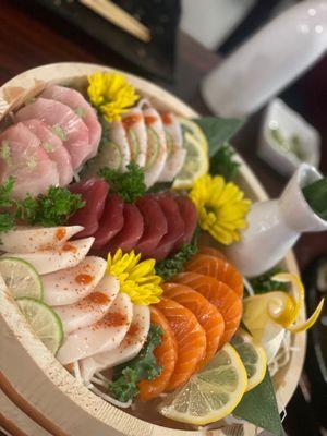 Sashimi platter