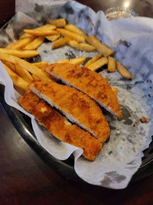 Chicken Tender basket  w/ fries