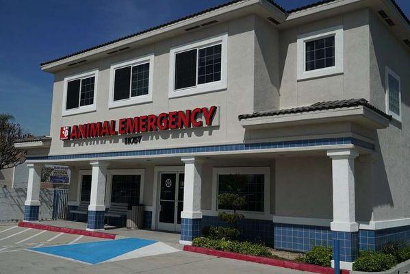 Crossroads Animal Emergency & Referral Center