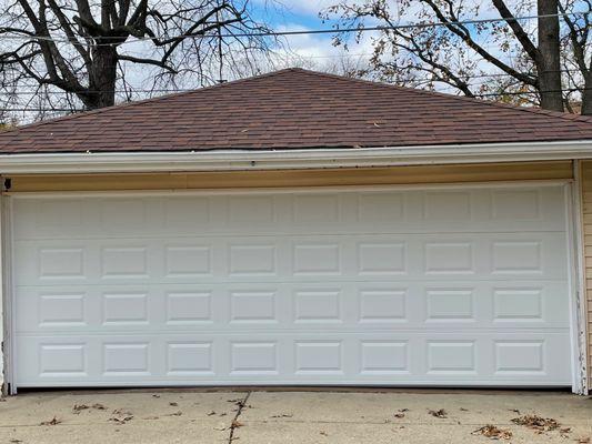 Panamera ordered and installed my beautiful new garage door in less than 24 hours from contacting them - amazing!