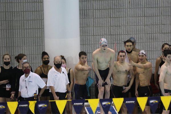 WashU 800 Free winning Relay at UAA Champs