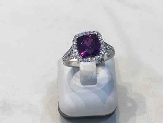 18k white gold purple garnet and diamond ring