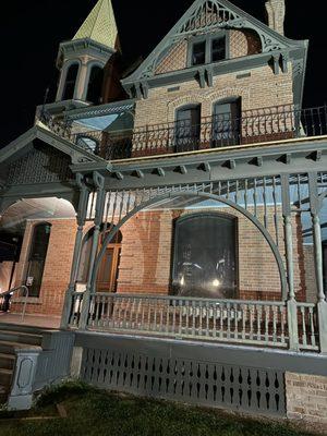 Rosson house - weird figure in the top left window