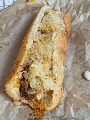 Chili dog w/kraut