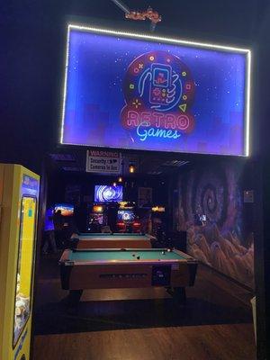 Retro gaming and pool