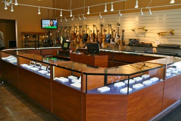 You'll find stunning, unique diamond and gold jewelry, as well as high-end luxury watches priced well below retail.