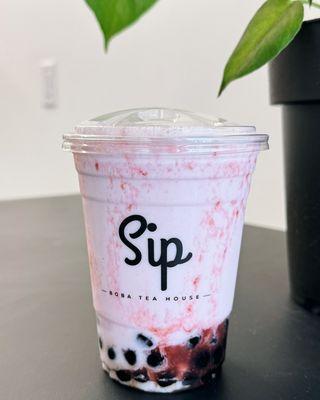 Strawberry Milk(shake) with Boba