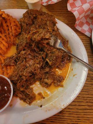 More of the grease pit that was my plate of pulled pork