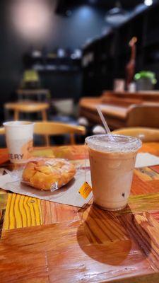 crack corn bread and iced l'orange latte