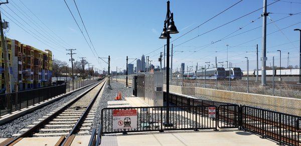 Tracks towards CTC/Uptown.