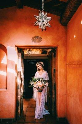 Wedding bouquet and crown