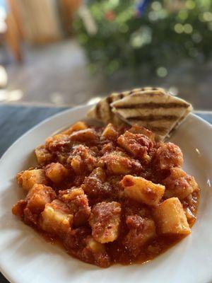 Psites Patates (tomato garlic potatoes)