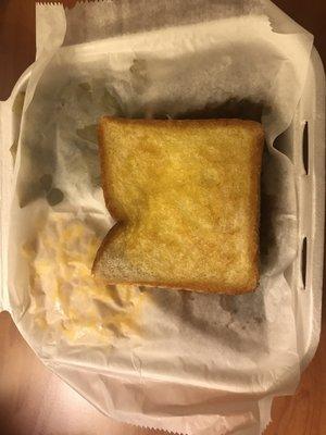 Great packaging for a to-go order. Separated the toast from the food!