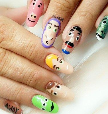 Toy story!!! All custom freehand 
#japanesegelart  #japanesenailartist #TOYSTORYNAIL #nail #nailart #naildesign  #animenail #catoonnail