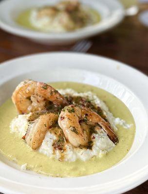 Shrimp & Homestead Grits