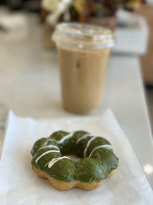 Matcha doughnut