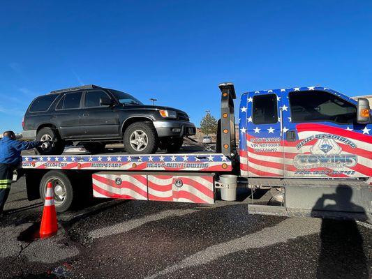 4Runner Down!  Thanks for the tow!