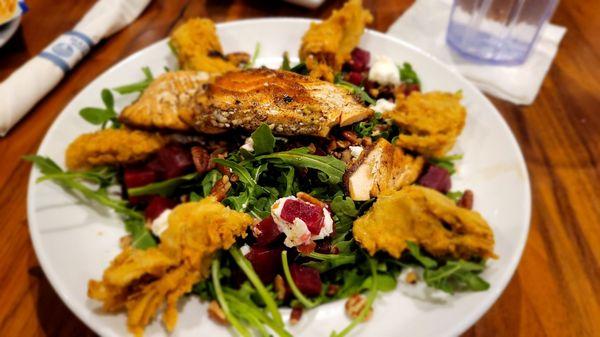 Their beet and arugula salad with salmon...AMAZING!