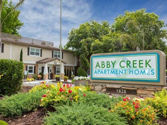 Welcome home to Abby Creek Apartments in Carmichael, CA!