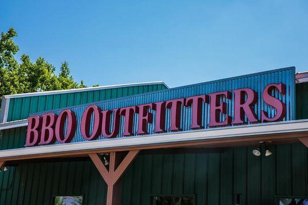 BBQ Outfitters Sign