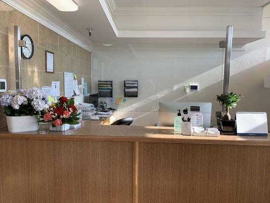 Reception desk