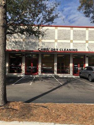 Chris' Dry Cleaning and Shirt Service